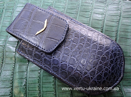 Чехол Vertu Ascent Ti(X). Кожа крокодила. Позолоченный логотип