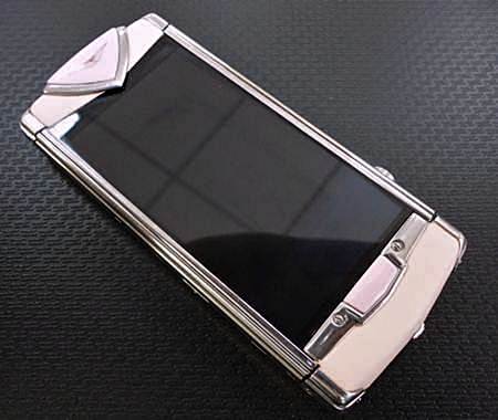 Замена розовой кожи. Телефон VERTU CONSTELLATION T
