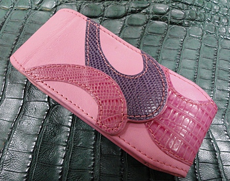 продается чехол к Vertu Constellation