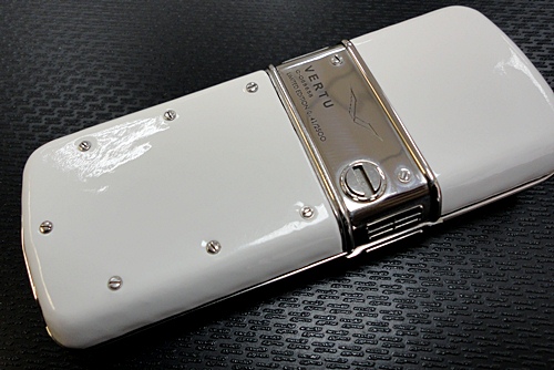 Продаётся Б/У телефон Vertu Constellation Pure White